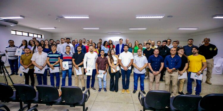 Prefeito Cacau nomeia aprovados na 1ª fase do Concurso Público de Marechal Deodoro 2023