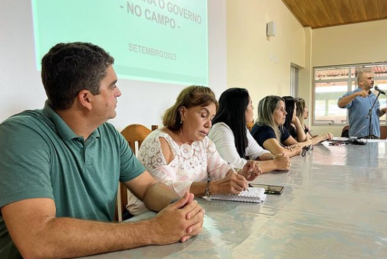 Prefeitura de Maragogi se reúne com secretarias e agricultores para debater PNAE