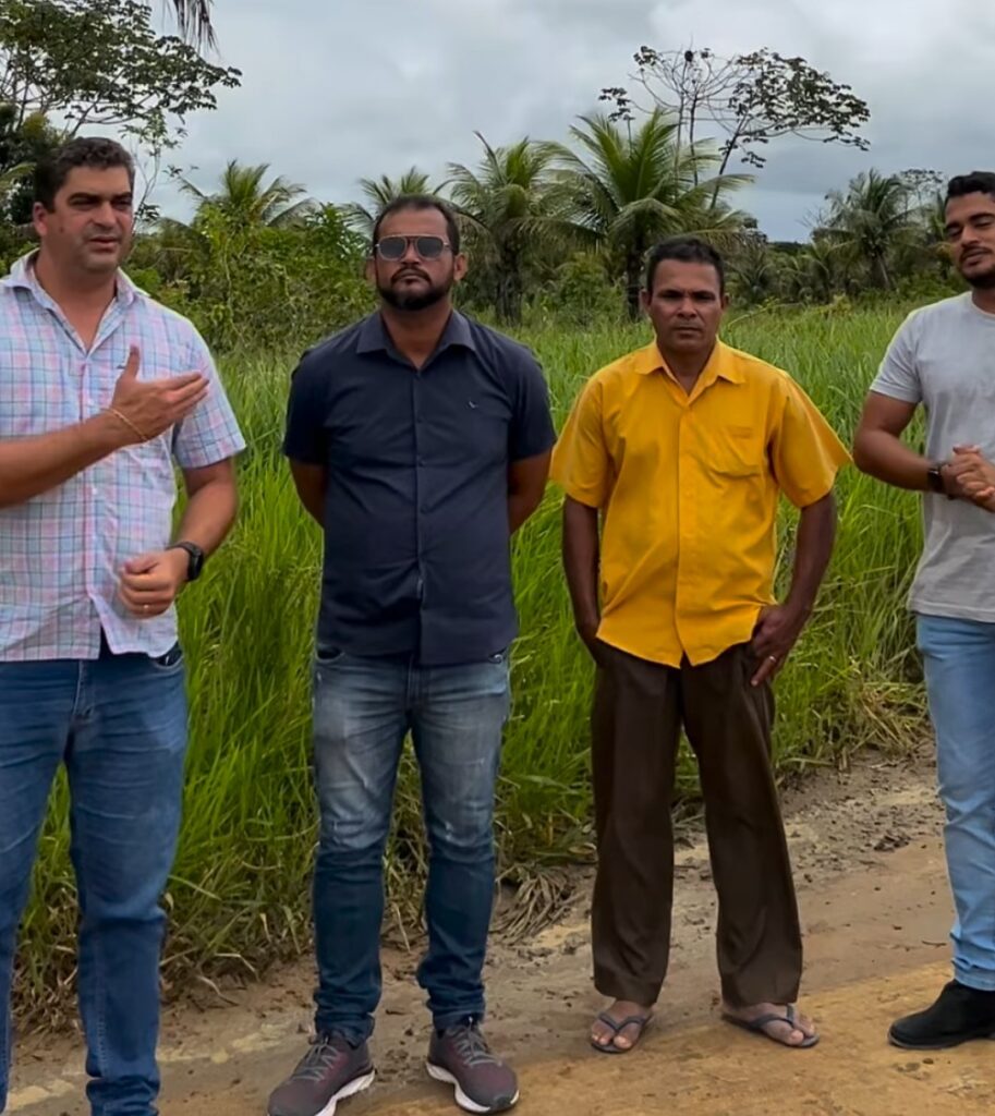 Maragogi: representantes de secretarias se unem para a construção de campo de futebol em comunidade