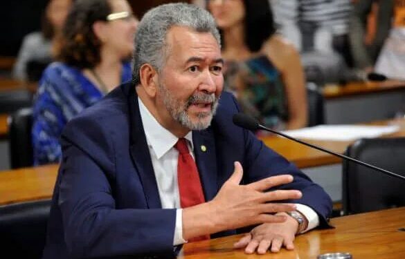 Paulão confirma futuro político: “Eu sou candidato a senador”