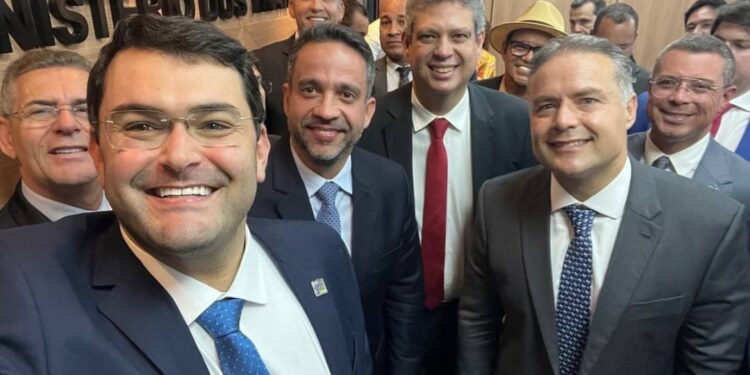 Prefeito André Almeida participa de Mobilização Municipalista em Brasília