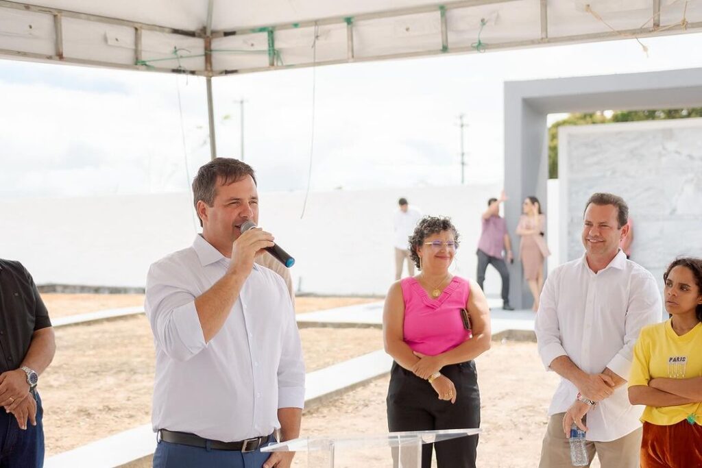 Capela: encerrando comemorações da emancipação política, prefeitura inaugurou obras na última segunda (16)