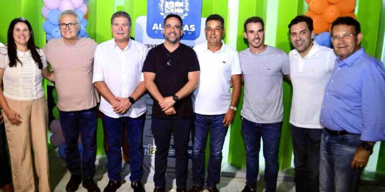 Olavo Neto prestigia inauguração da 48ª Creche Cria em Branquinha