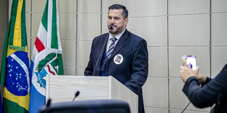 De autoria de Leonardo Dias, lei que fomenta Arte de Rua em Maceió é sacionada