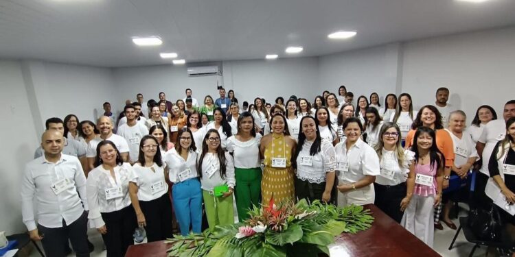 REFERÊNCIA EM ALAGOAS, SÃO JOSÉ DA LAJE SEDIA CONFERÊNCIA REGIONAL DE EDUCAÇÃO REUNINDO DIVERSOS MUNICIPIOS DA ZONA DA MATA.