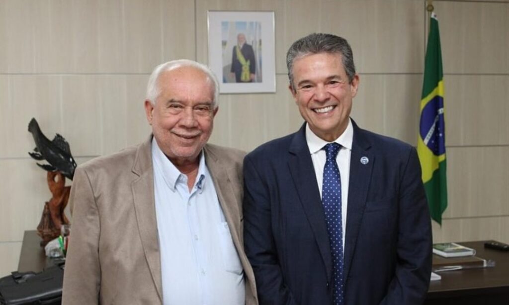 Prefeito Sérgio Lira se reúne com ministro da Pesca para discutir ações de sustentabilidade em Maragogi