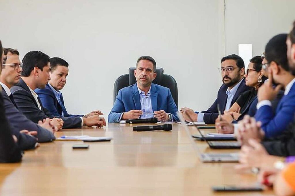 Paulo Dantas pede revisão de acordo para incluir 3 mil famílias no Plano de Reparação