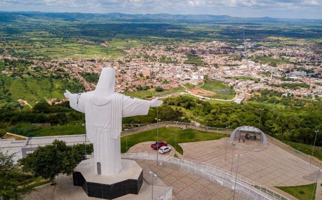Interior de Alagoas: servidora devolve R$ 120 mil depositados por engano