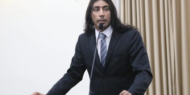 Para bem ou para o mal, grupo palaciano dispõe de três partidos para as eleições de 2024