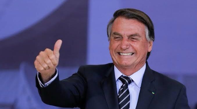 Bolsonaro vai passar a virada do ano em pousada no Litoral Norte de AL