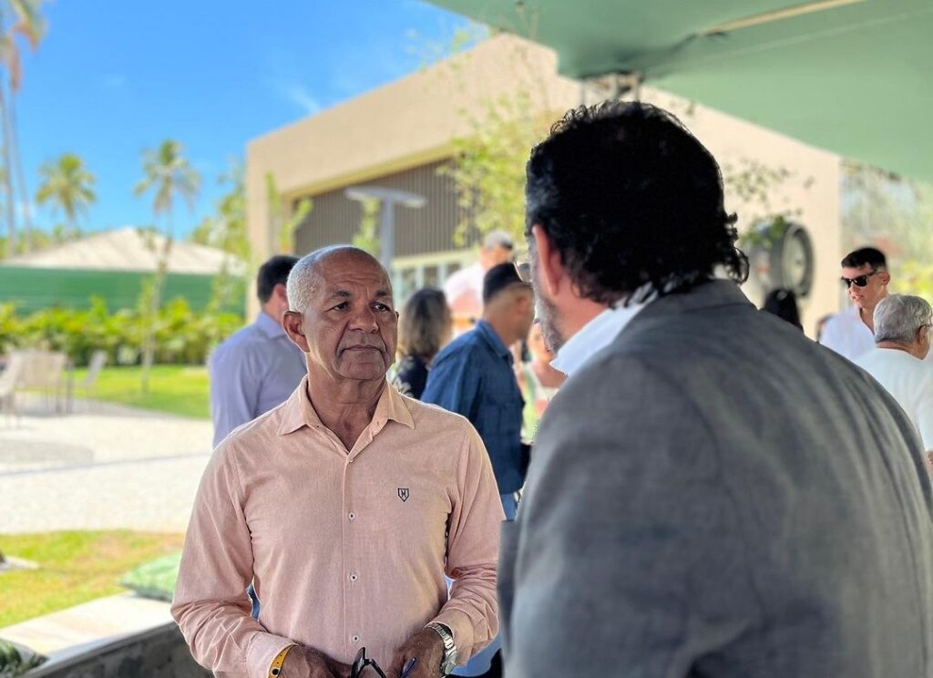 Alavancando o turismo: prefeito de Japaratinga marca presença na inauguração da expansão de resort na cidade