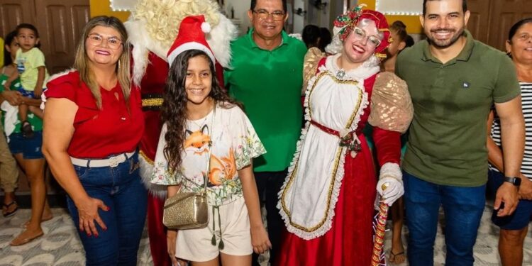 Porto Real do Colégio: prefeito marca presença na segunda edição do Natal Luz na cidade
