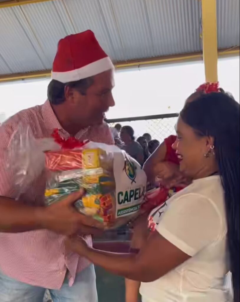 Prefeitura de Capela distribui cestas básicas de Natal