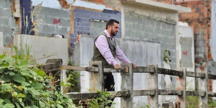 Um ano atrás, Leonardo Dias solicitava a realocação de moradores da região dos flexais