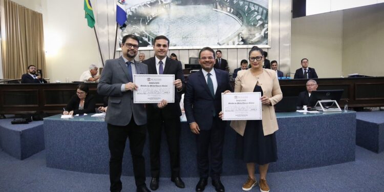 Sessão solene para apresentação do filme “Impeachment – Setembro, 1957, Sexta-feira 13” é realizada na Assembleia Legislativa