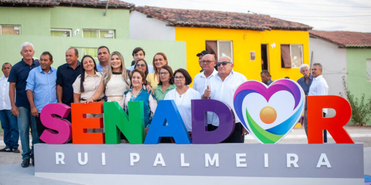 Prefeitura de Senador Rui Palmeira entrega duas novas unidades de saúde