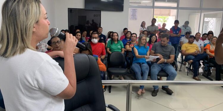 Thais Canuto defende implantação do piso salarial nacional dos ACS’s e ACE’s de Pilar