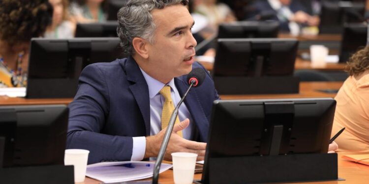 PL que regulamenta uso de urnas eletrônicas nas eleições para o Conselho Tutelar foi aprovado pela CPASF