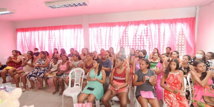 Pariconha: Semana do Bebê conta com entrega de enxovais e muita informação para as novas mães da cidade