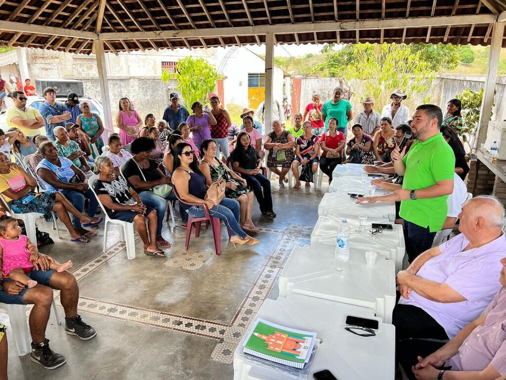 Prefeitura de Viçosa distribui 187 kits agrícolas para trabalhadores rurais