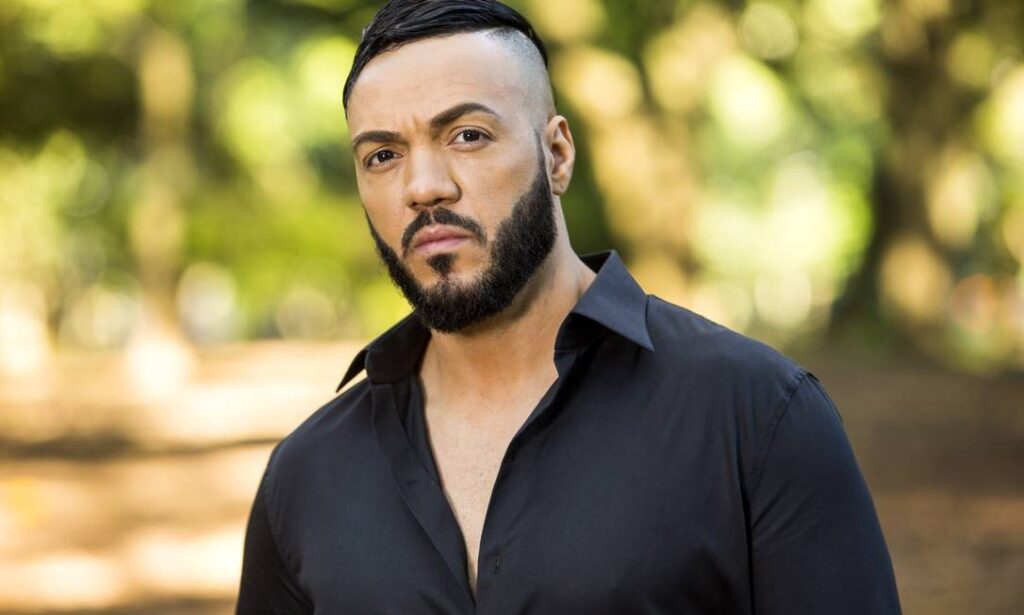 Belo é diagnosticado com Covid-19 e cancela show no Massayo Verão