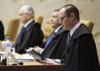 Ministro do STF arquiva inquérito contra Renan Calheiros baseado apenas em delação