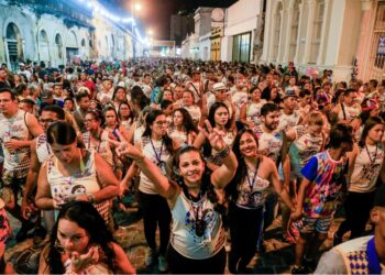 Folia nas ruas: confira as prévias carnavalescas agitando o Fim de semana em Maceió
