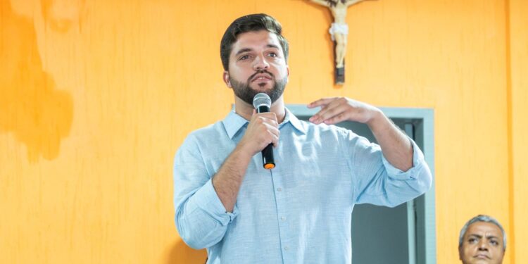 Prefeito Lucas Santos participa de abertura do ano legislativo e apresenta balanço de sua gestão