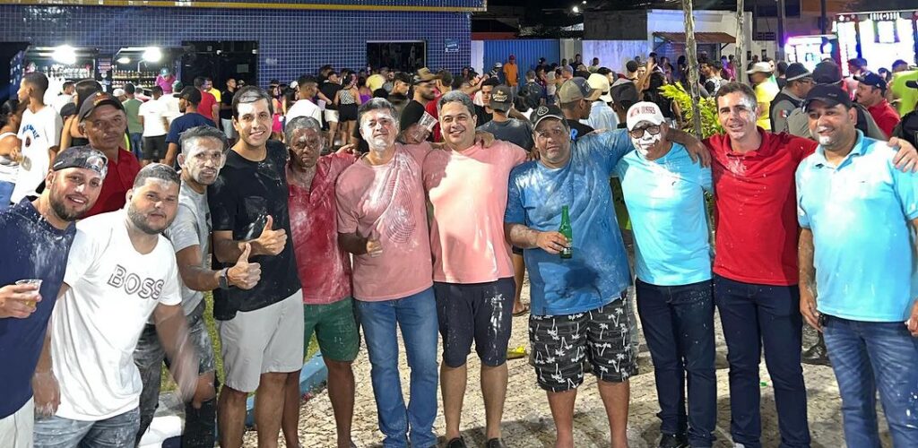 Prefeito de Cacimbinhas comemora Carnaval de sucesso na festa e na economia da cidade