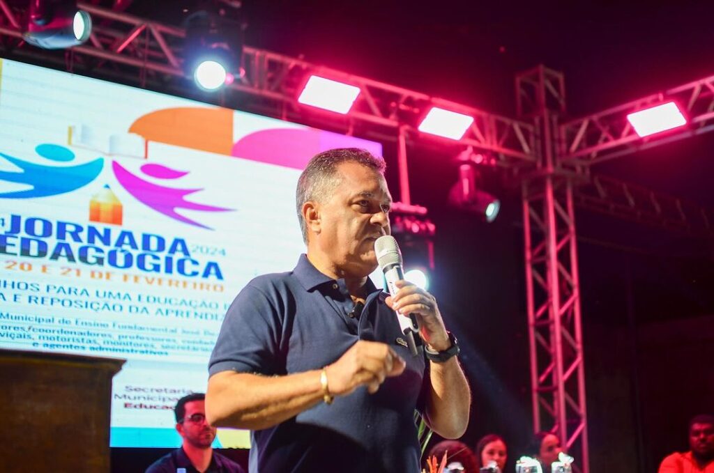Prefeito de Monteirópolis participa do encerramento da Jornada Pedagógica de 2024