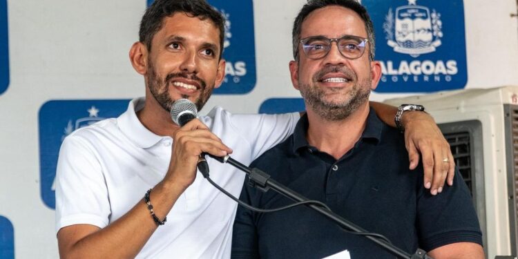 Olivença: ao lado do governador de Alagoas, prefeito participa de entrega das obras da rodovia AL-125