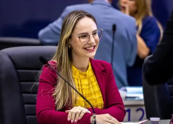 Vereadora Olívia Tenório deixa o MDB e deve se filiar ao PP de Lira