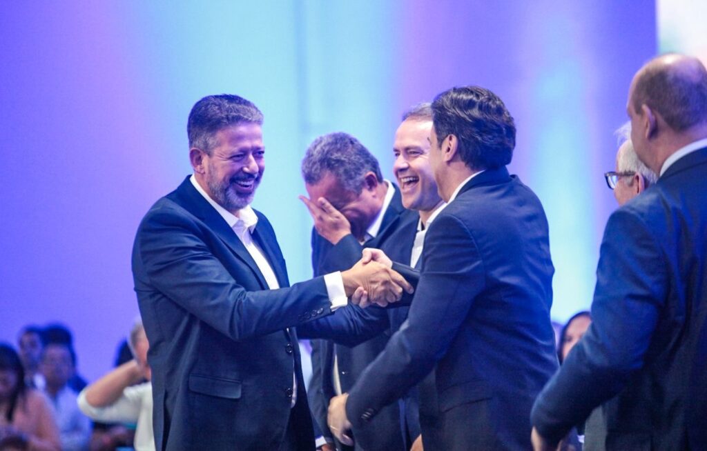 A transição energética e o “encontro” de Arthur Lira e Renan Filho