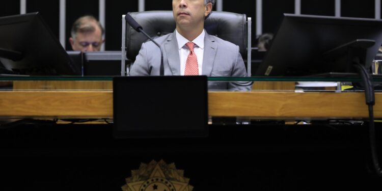 Disseminação de fake news cresce em ano eleitoral