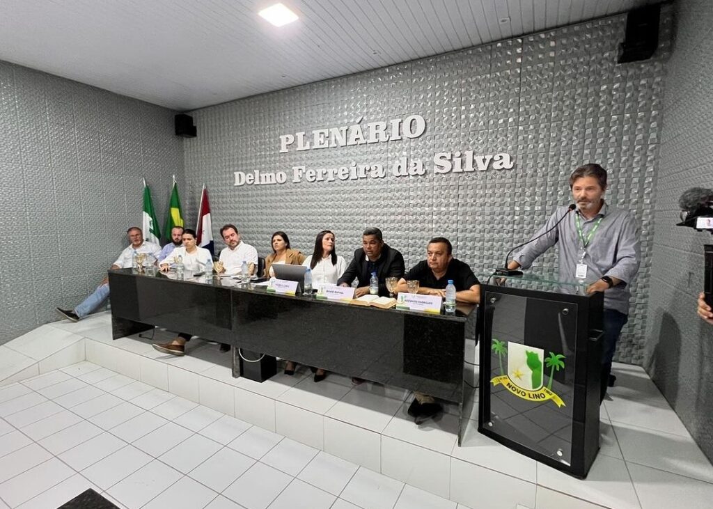 “Firmo aqui meu compromisso de lutar com a população”, diz prefeita sobre audiência pública contra serviços da empresa Verde Alagoas em Novo Lino