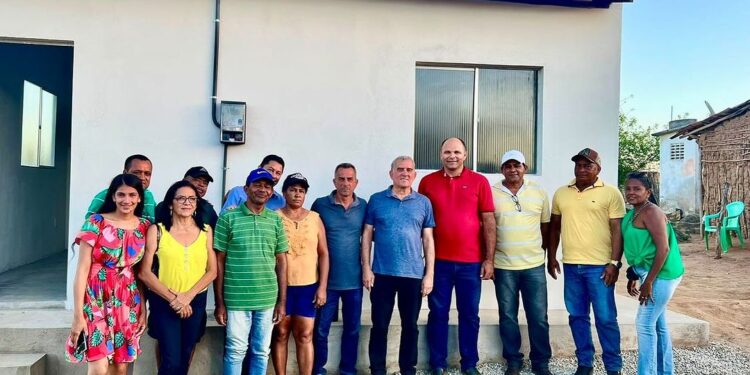 Prefeitura de Pão de Açúcar entrega nova casa, desta vez na comunidade Porção