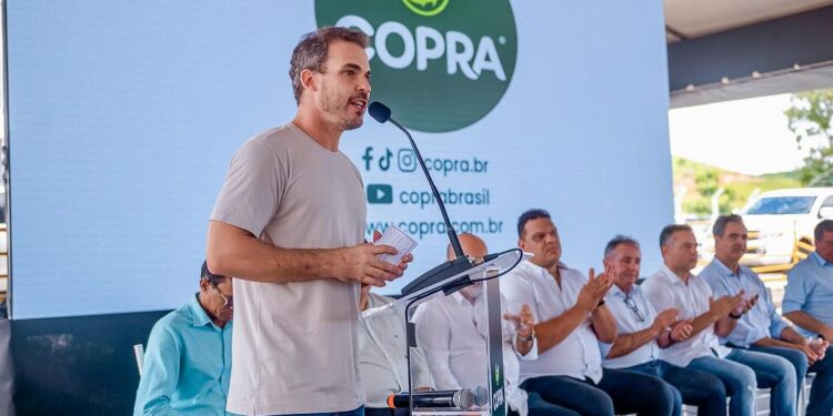 Murici: prefeito participa de inauguração de nova unidade industrial que gerará centenas de empregos