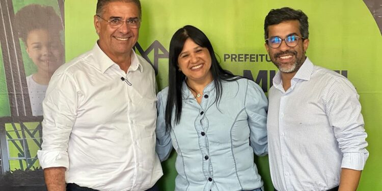 São Miguel dos Campos: prefeitura se reúne com especialista para a implantação do Centro de Atendimento Educacional Especializado (CAEE)