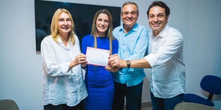 Esposa de Toninho Lins é a esperança do PDT para eleger Born em 2026
