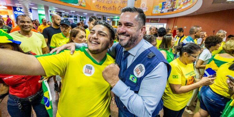 Leonardo Dias convoca Direita alagoana para recepcionar Bolsonaro e Michelle no Aeroporto de Maceió