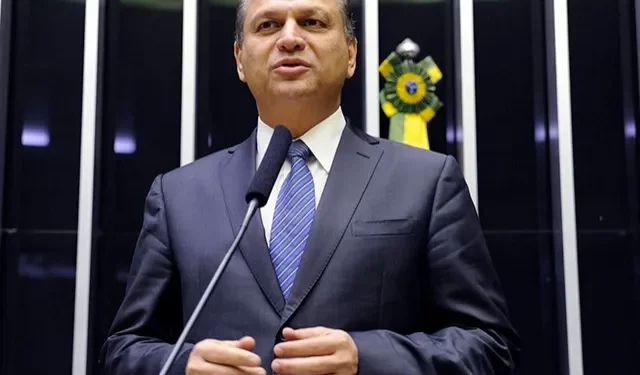 Ricardo Barros, líder do governo Bolsonaro investe pesado em mineração no sertão de Alagoas