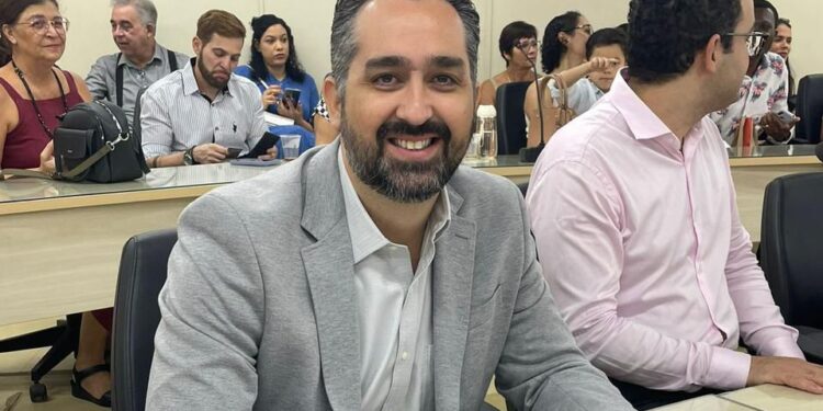Basile Christopoulos anuncia pré-candidatura à vereança por Maceió pelo PT