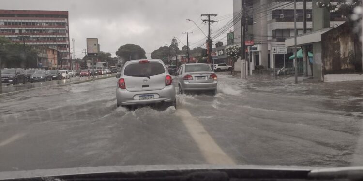 Chuvas devem continuar neste sábado, em várias regiões de Alagoas