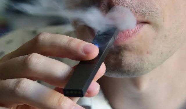 Anvisa discute nesta sexta regulamentação de cigarro eletrônico