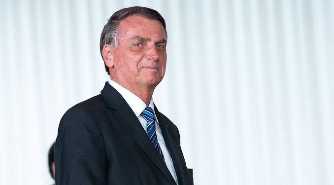 Bolsonaro pode repetir em Maceió que atira pra matar em quem tentar prendê-lo