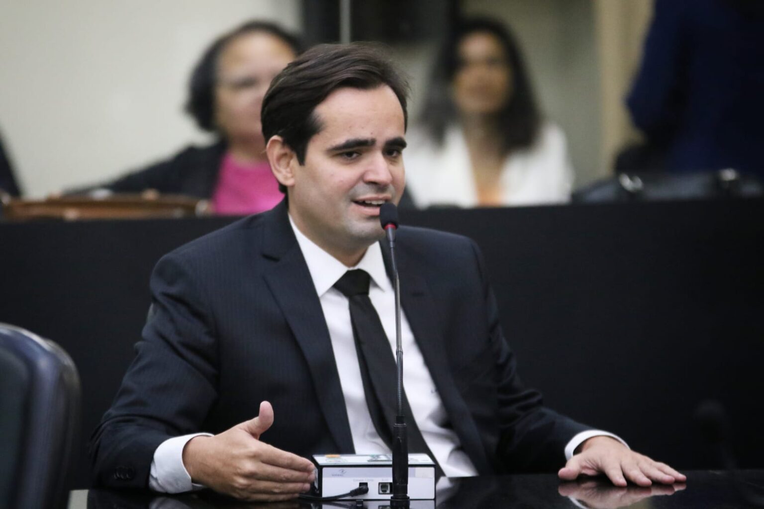 Lelo Maia cobra a construção de nova delegacia para combate a crimes contra criança e adolescente