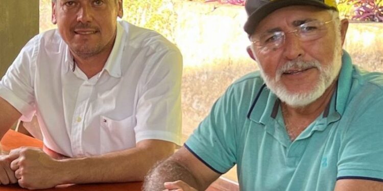 Delmiro Gouveia: PT quer Padre Eraldo como prefeito, Silvinho como Vice e Renato Torres como vereador