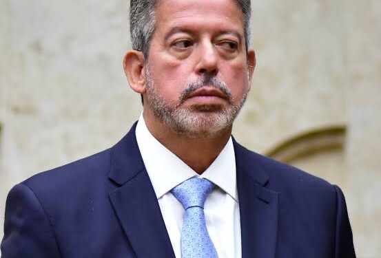 Arthur precisa, urgente, da consultoria do Lira