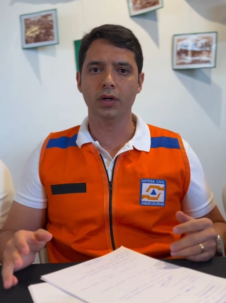 Jequiá da Praia: prefeito Felipe Jatobá se reúne com autoridades para debater impactos das chuvas na cidade