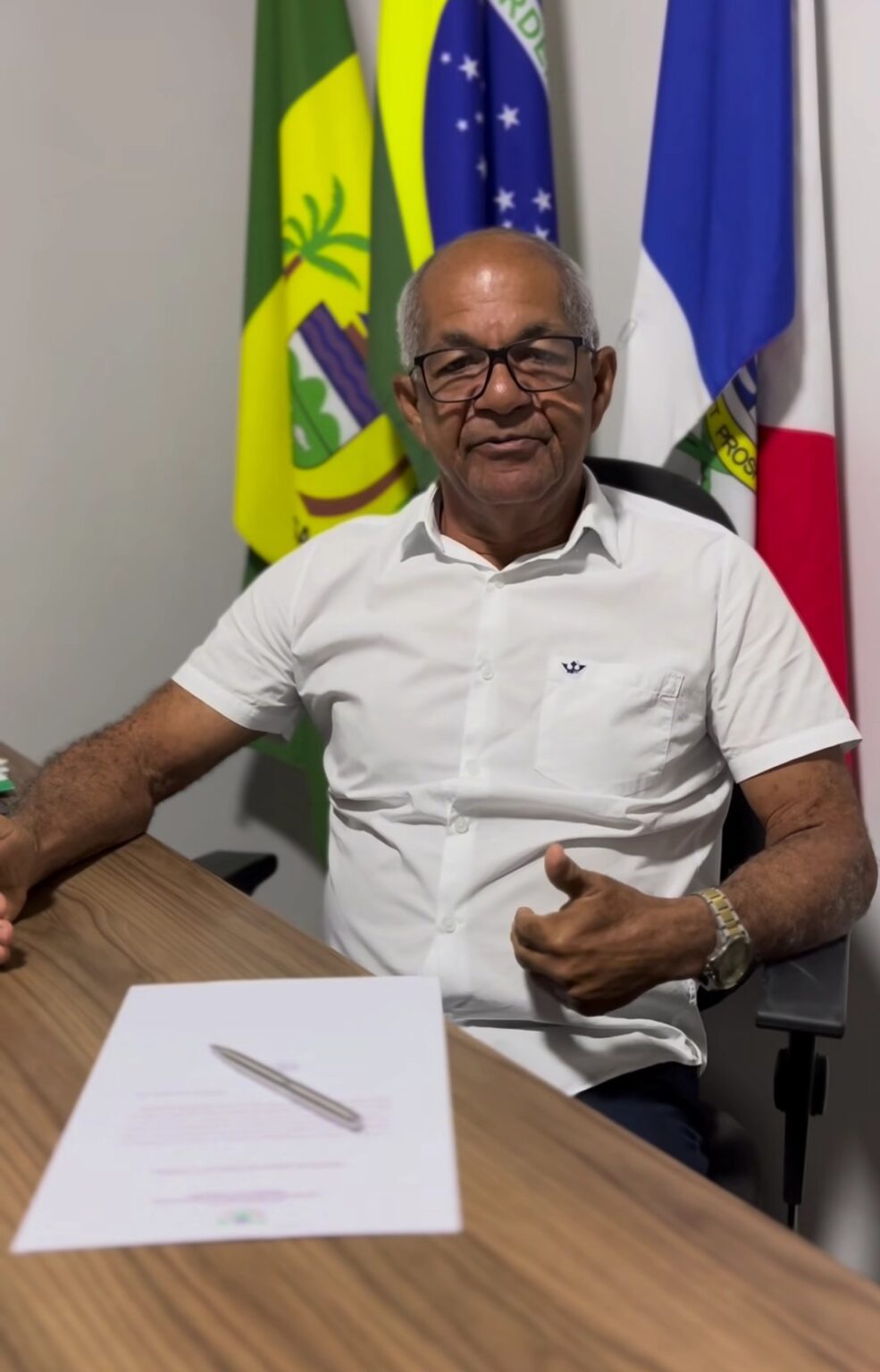 Prefeito Déo assina ordem de serviço para Academia de Saúde em Japaratinga